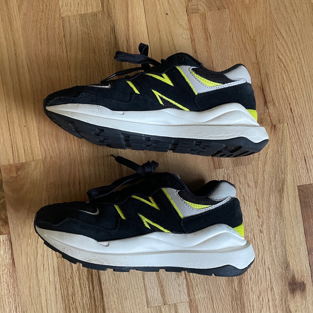 New balance 5740 women’s size 7